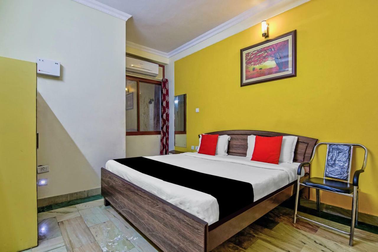 Capital O 41962 Hotel Mandakini Continental Lucknow Bagian luar foto